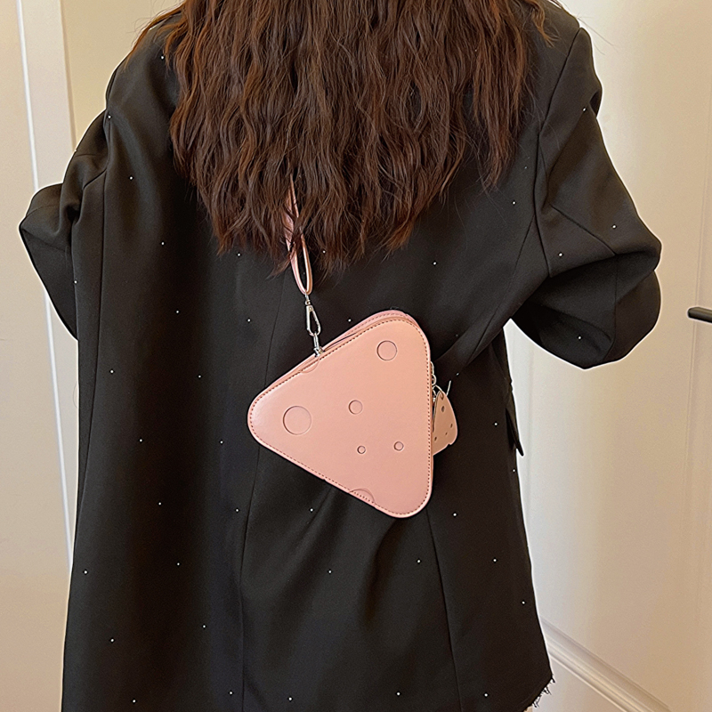 Women's Medium Pu Leather Solid Color Streetwear Zipper Crossbody Bag display picture 10