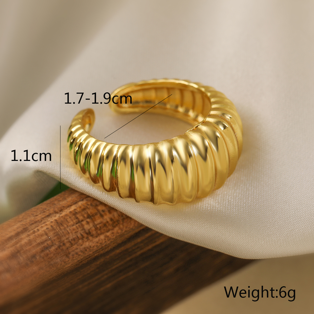 Kupfer 18 Karat Vergoldet Retro Einfacher Stil Pendeln Überzug Aushöhlen Inlay Geometrisch Herzform Zirkon Offener Ring display picture 4