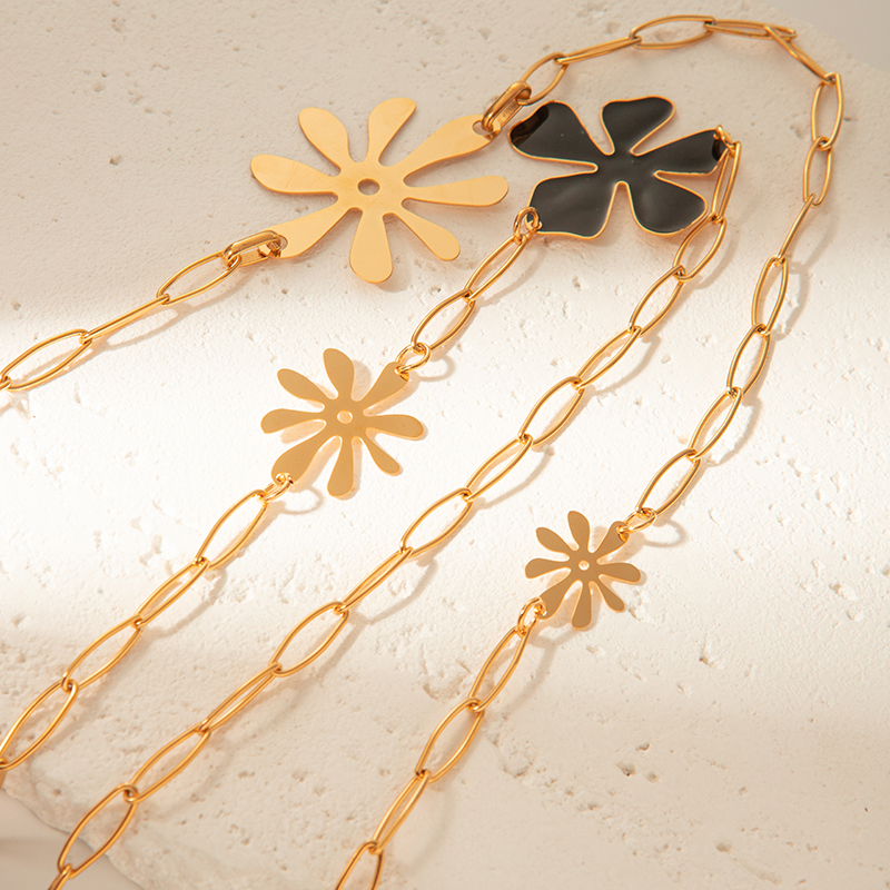 304 Stainless Steel Gold Plated Casual Vacation Enamel Plating Flower Long Necklace display picture 2