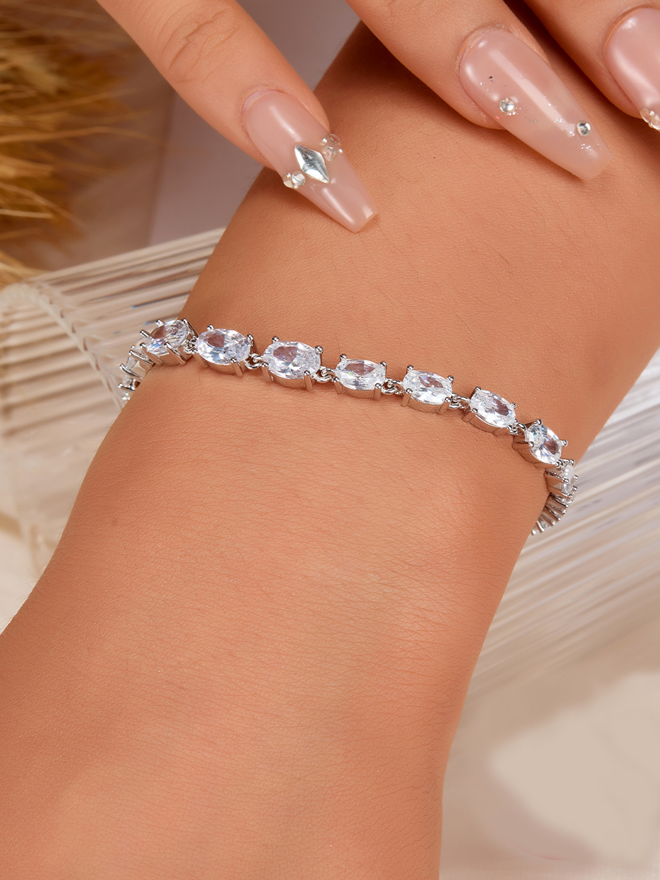 Sterling Silver White Gold Plated Luxurious Plating Inlay Oval Zircon Bracelets display picture 4