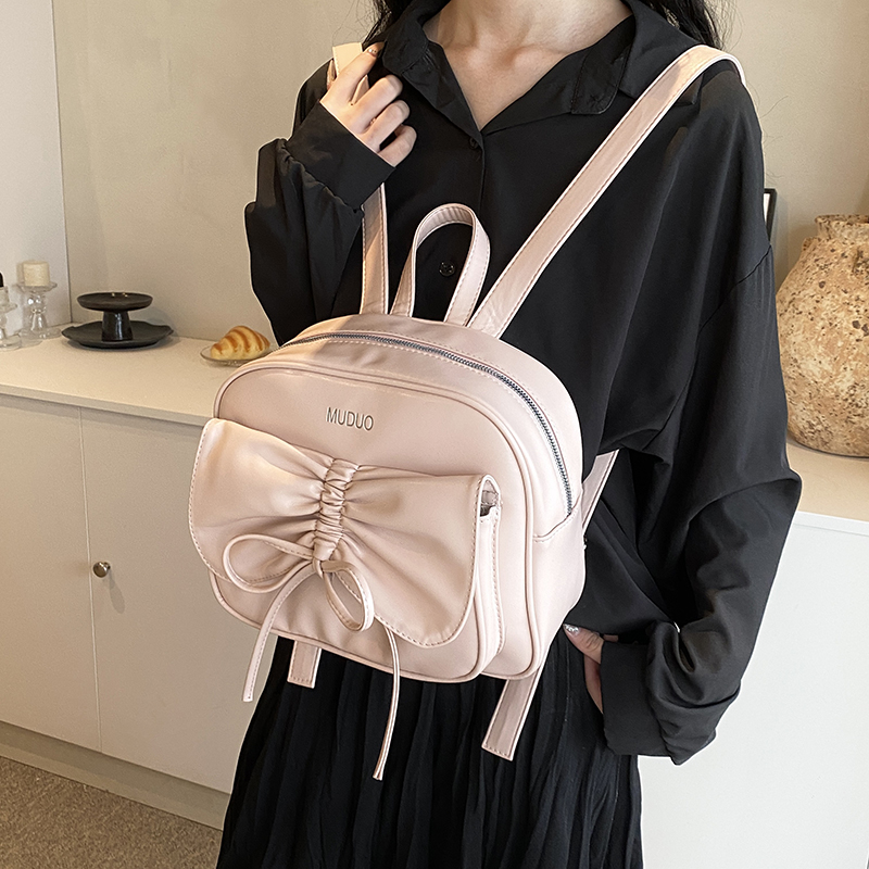 Medium Waterproof Solid Color Casual Shopping Women's Backpack display picture 18