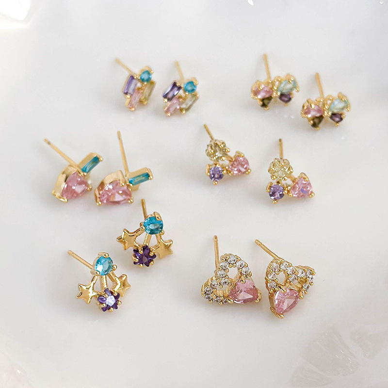 1 Pair Elegant Romantic Shiny Heart Shape Bow Knot Hollow Out Inlay Copper Zircon Ear Studs display picture 7