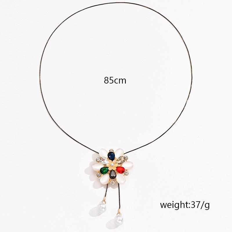 Wholesale Jewelry Sweet Shiny Flower Alloy Rhinestones Pearl Plating Inlay Sweater Chain Long Necklace display picture 2