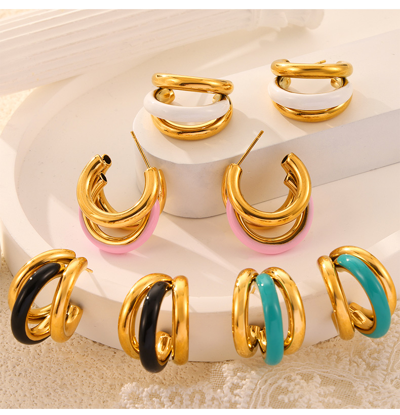 1 Pair Casual Sweet Simple Style C Shape Layered Enamel Titanium Steel 18K Gold Plated Ear Studs display picture 4