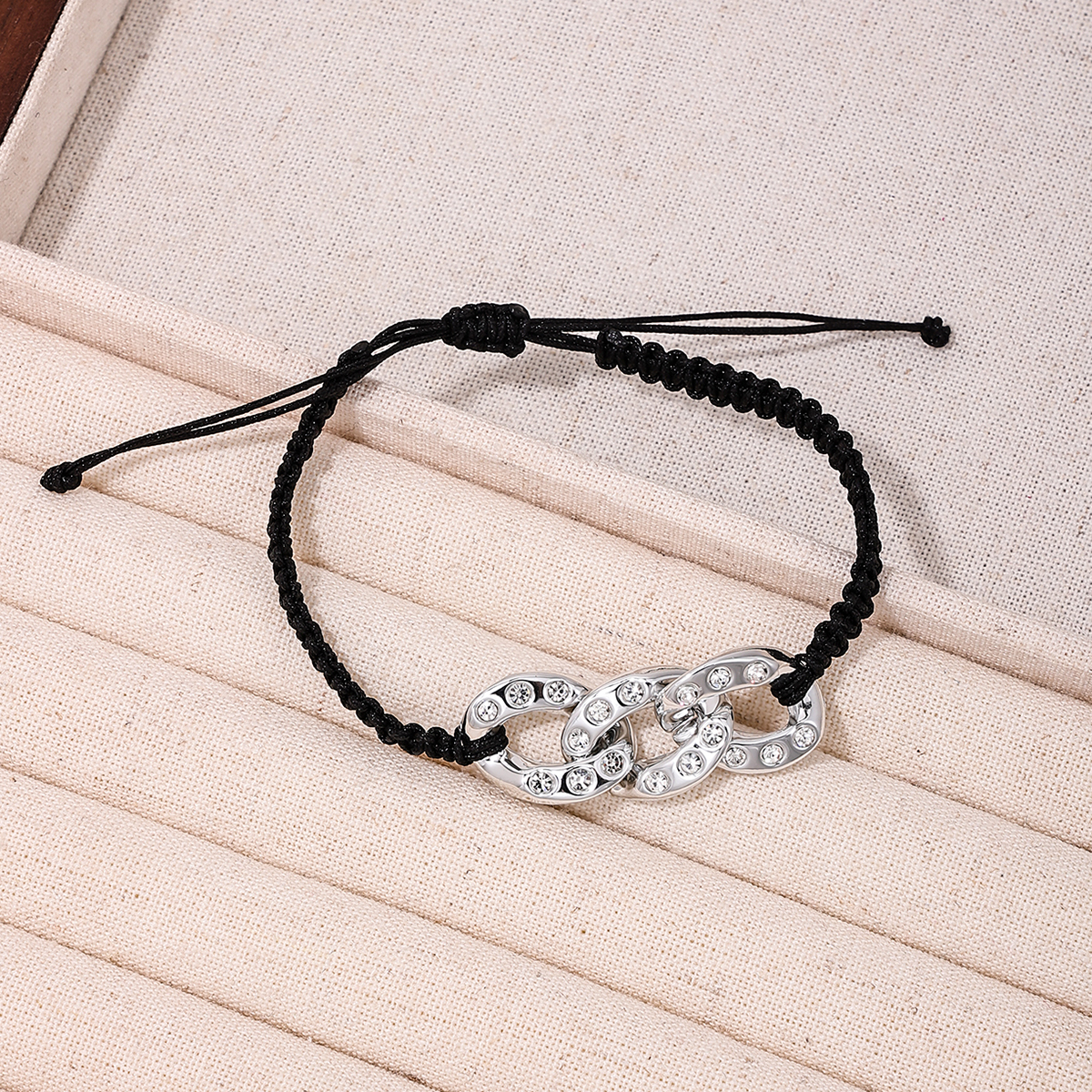 Simple Style Commute Geometric Plastic Rope Hollow Out Inlay Rhinestones Women's Drawstring Bracelets display picture 5