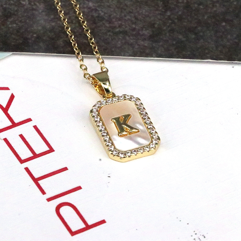 Copper 18K Gold Plated Simple Style Classic Style Plating Inlay Letter Shell Pendant Necklace display picture 4
