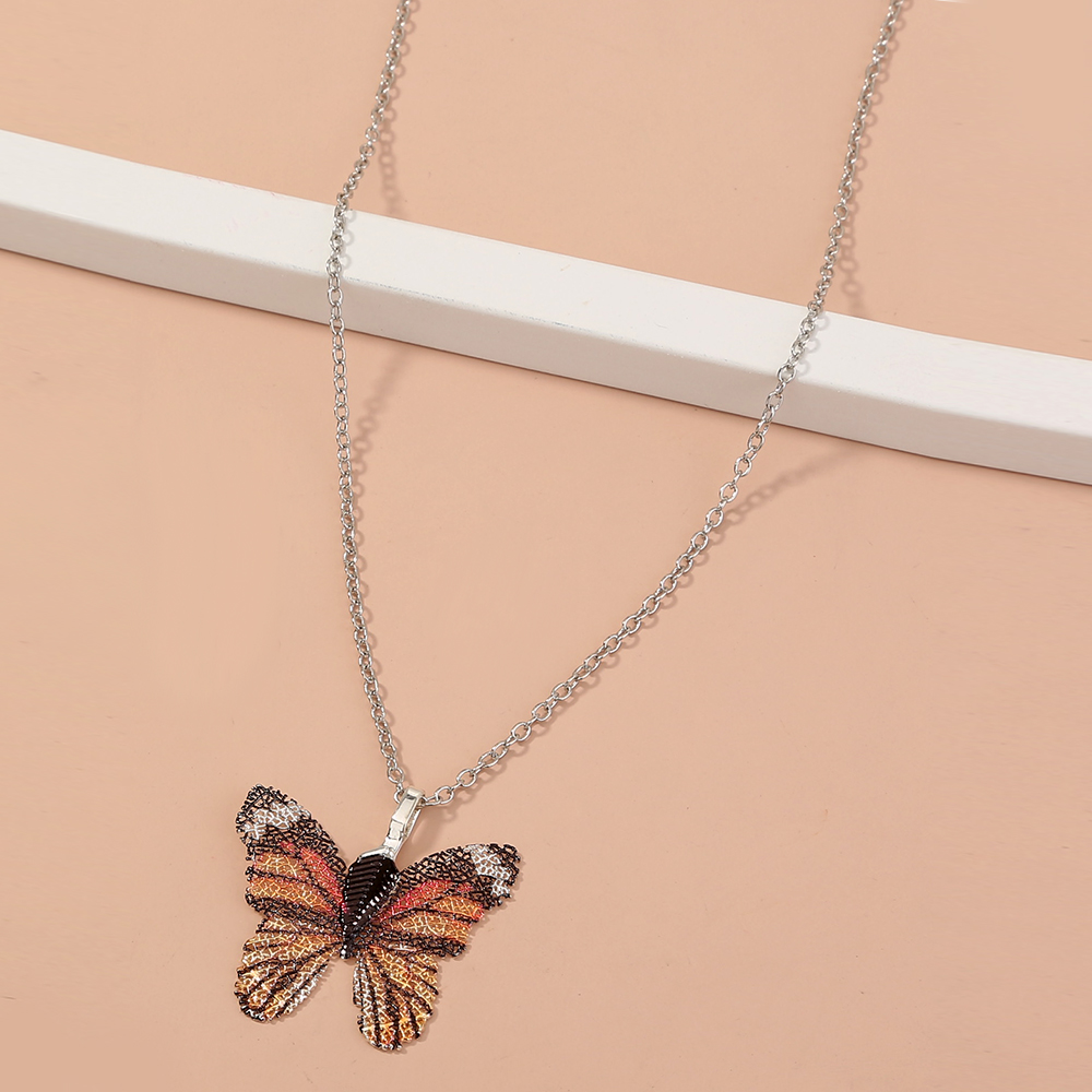 Wholesale Jewelry IG Style Simple Style Butterfly Resin Copper Alloy Pendant Necklace display picture 5