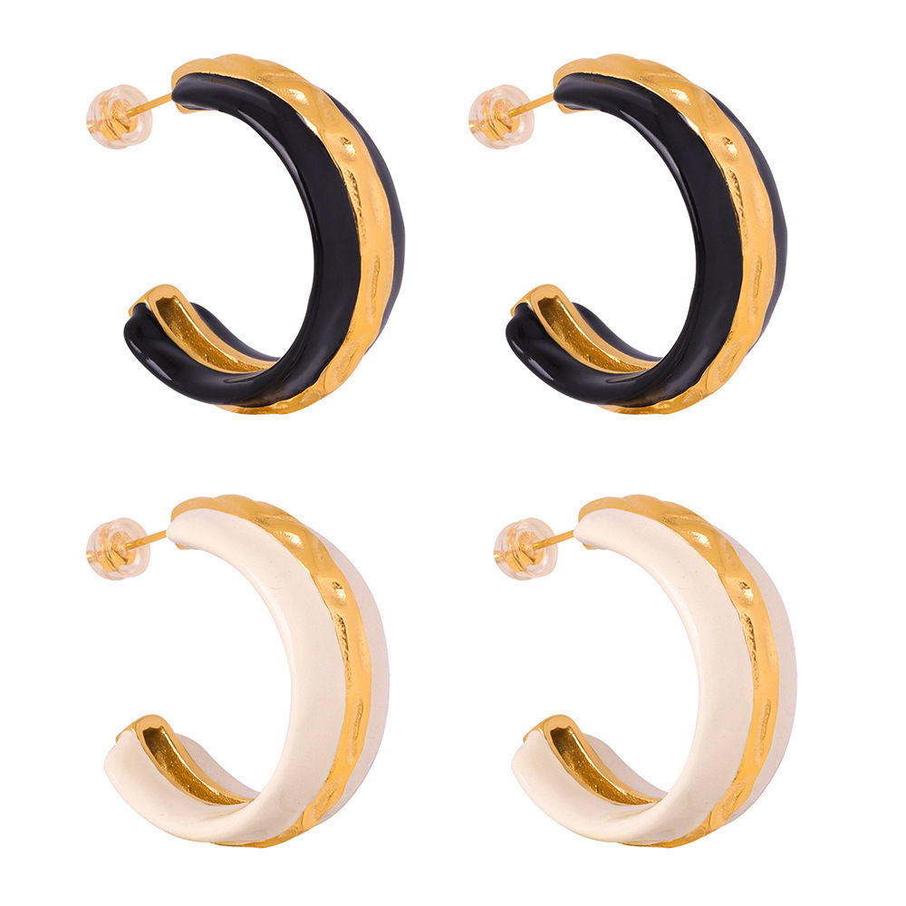 1 Pair Simple Style Classic Style Color Block Plating Titanium Steel 18K Gold Plated Ear Studs display picture 4
