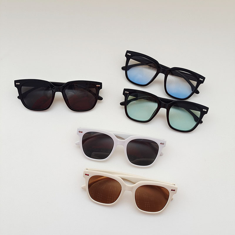 IG Style Casual Vacation Solid Color Resin Square Full Frame Kids Sunglasses display picture 2