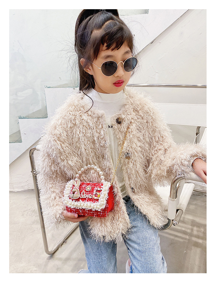 Girl'S Small Woolen Solid Color Elegant Cute Beading Diamonds Magnetic Buckle Square Bag display picture 8