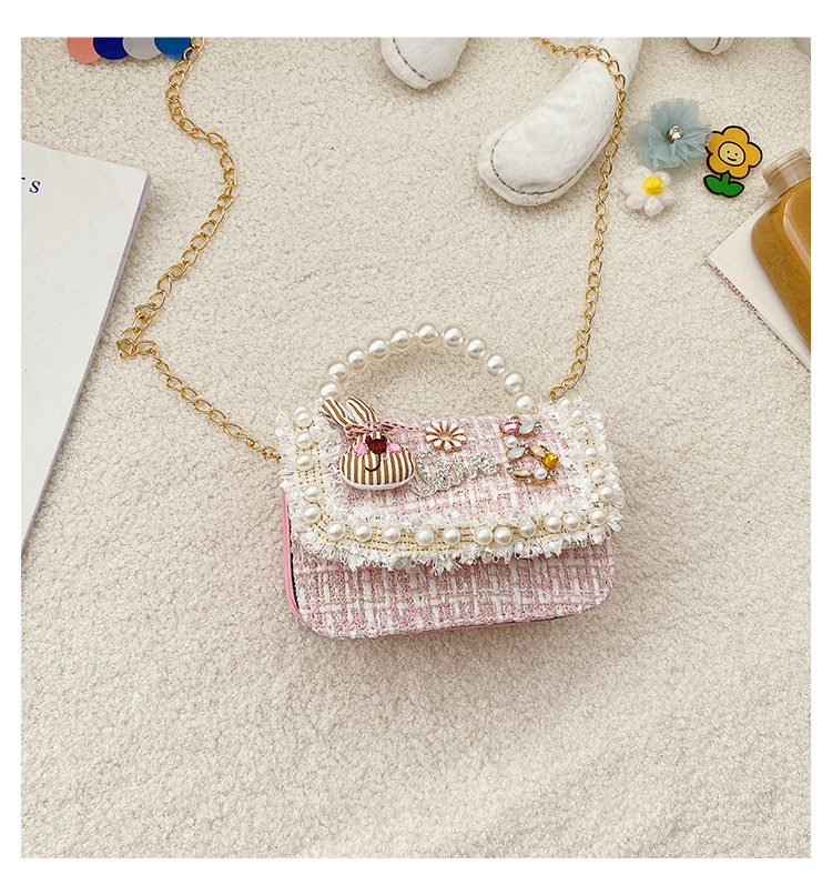 Girl'S Small Woolen Solid Color Elegant Cute Beading Diamonds Magnetic Buckle Square Bag display picture 26