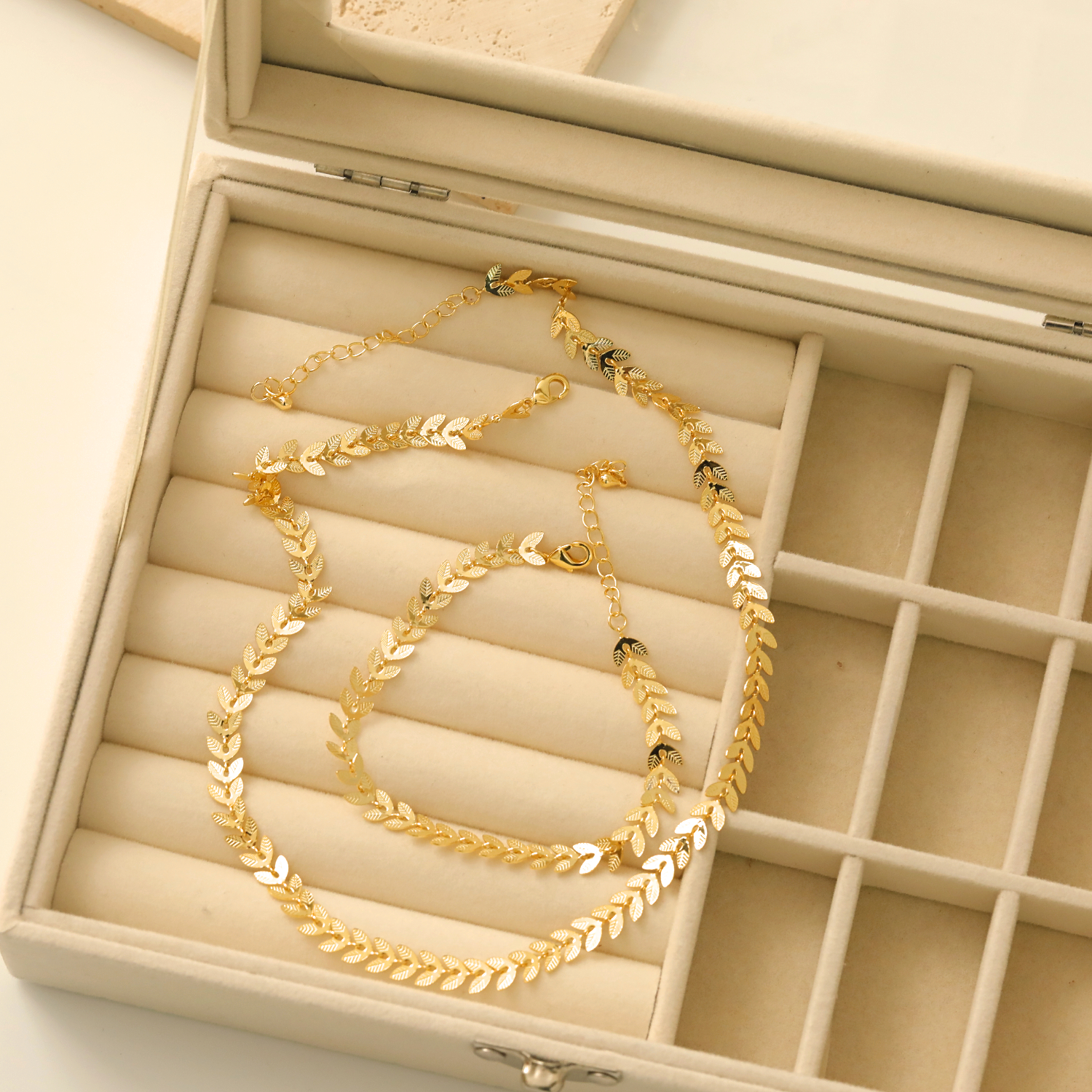 Kupfer 18 Karat Vergoldet IG-Stil Hawaiisch Moderner Stil Blätter Korn Armbänder Halskette display picture 6