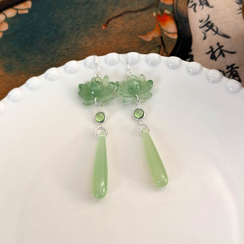1 Pair Simple Style Classic Style Color Block Inlay Resin Opal Drop Earrings display picture 4