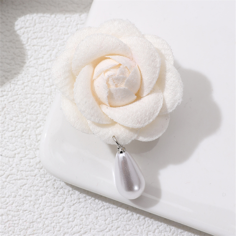 Elegant Lady Korean Style Flower Artificial Flower Women's Brooches display picture 2