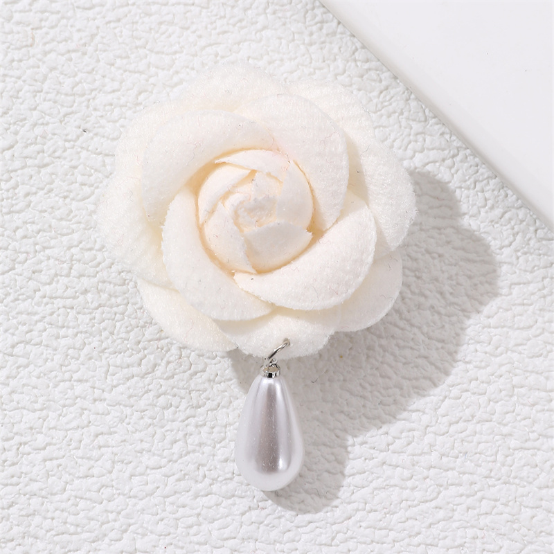 Elegant Lady Korean Style Flower Artificial Flower Women's Brooches display picture 6