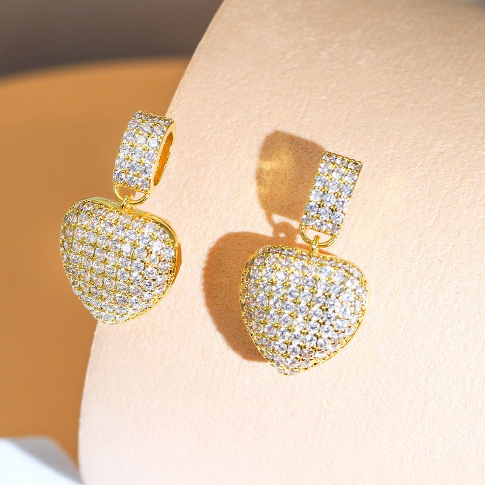 1 Pair Elegant Lady Modern Style Heart Shape Inlay Copper Zircon Drop Earrings display picture 5
