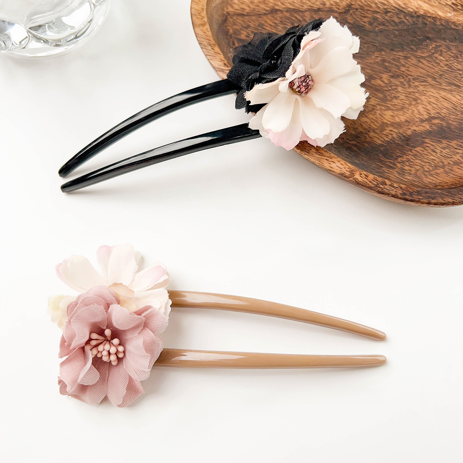 Women's Chinoiserie Vintage Style Lady U Shape Flower Plastic Hairpin display picture 4