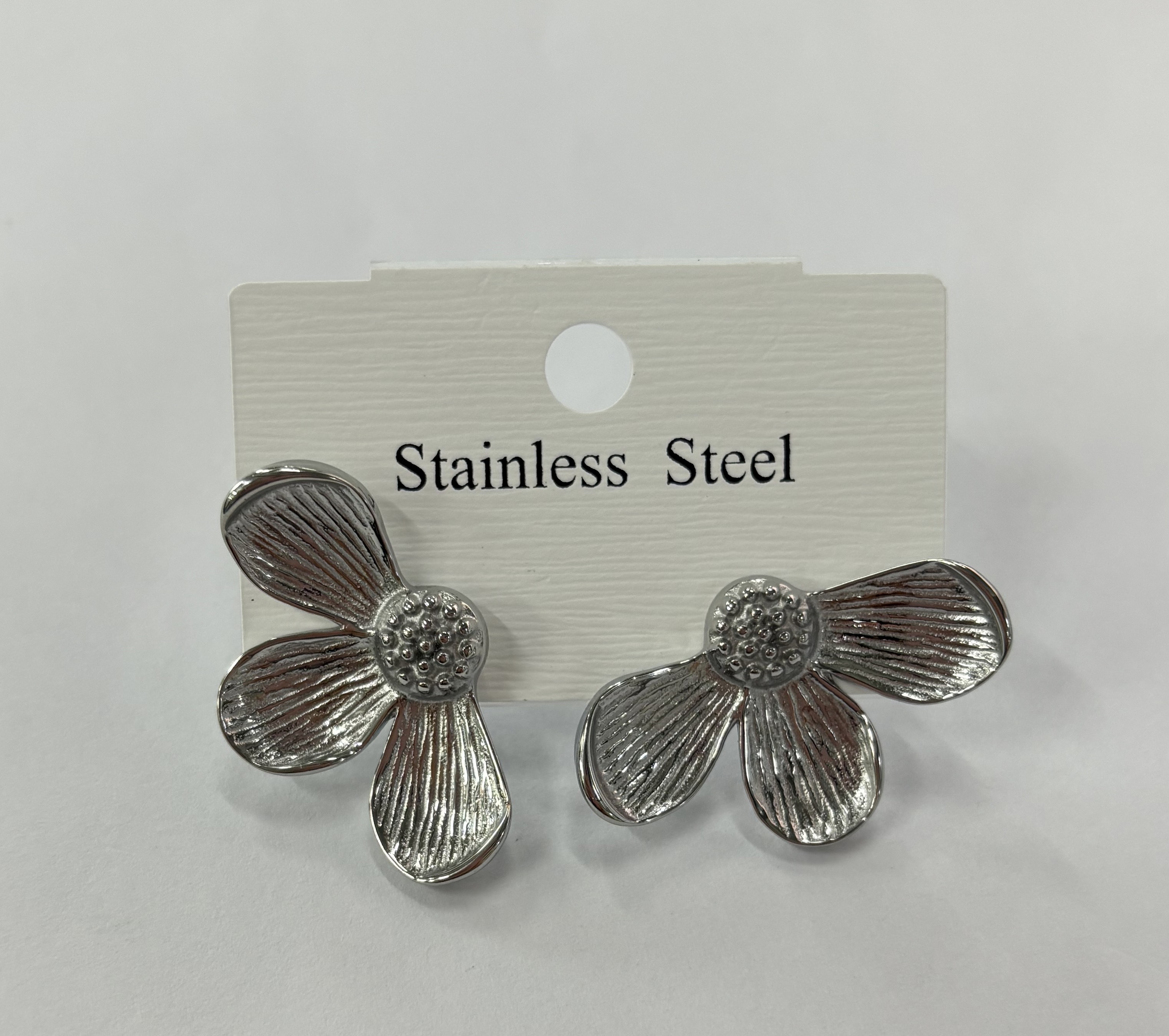 1 Pair Simple Style Classic Style Flower Plating 304 Stainless Steel 18K Gold Plated Ear Studs display picture 4