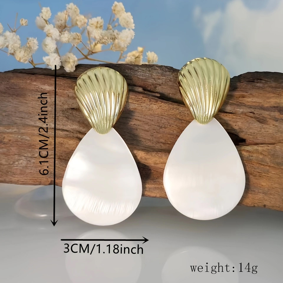 1 Pair Casual Beach Tropical Shell Iron 18K Gold Plated Drop Earrings display picture 4