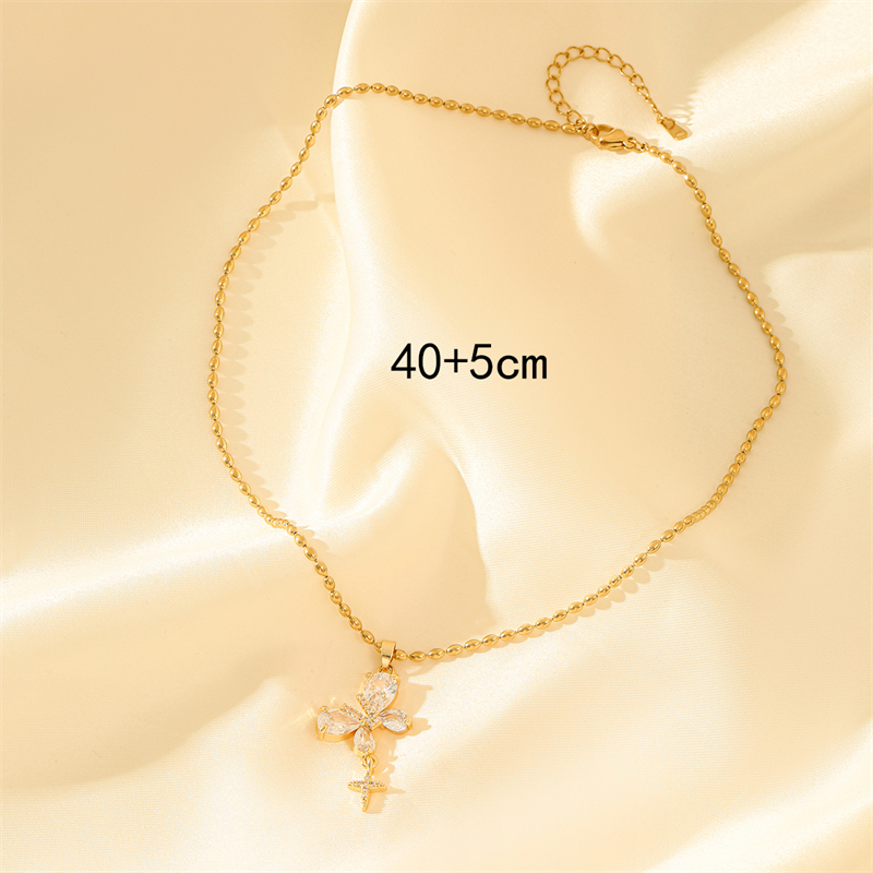 201 Stainless Steel Brass 18K Gold Plated Sweet Simple Style Classic Style Plating Inlay Heart Shape Flower Butterfly Zircon Pendant Necklace display picture 30