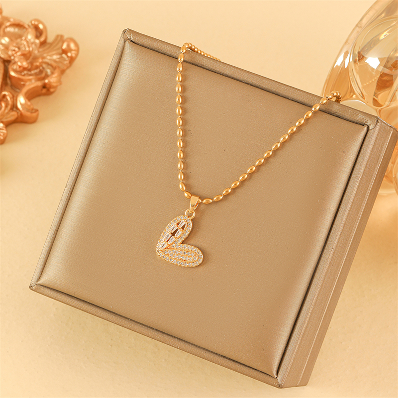 201 Stainless Steel Brass 18K Gold Plated Sweet Simple Style Classic Style Plating Inlay Heart Shape Flower Butterfly Zircon Pendant Necklace display picture 4