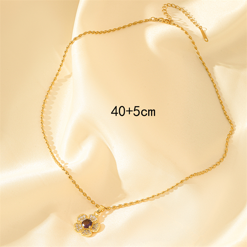 201 Stainless Steel Brass 18K Gold Plated Sweet Simple Style Classic Style Plating Inlay Heart Shape Flower Butterfly Zircon Pendant Necklace display picture 34