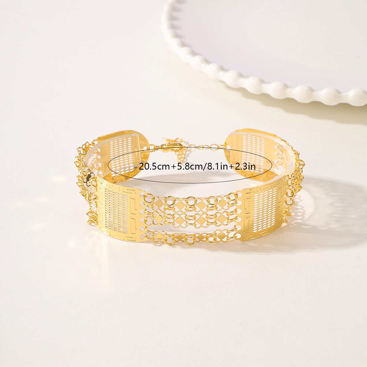 Wholesale Elegant Lady Bridal Geometric Solid Color Copper 18K Gold Plated Bracelets display picture 5