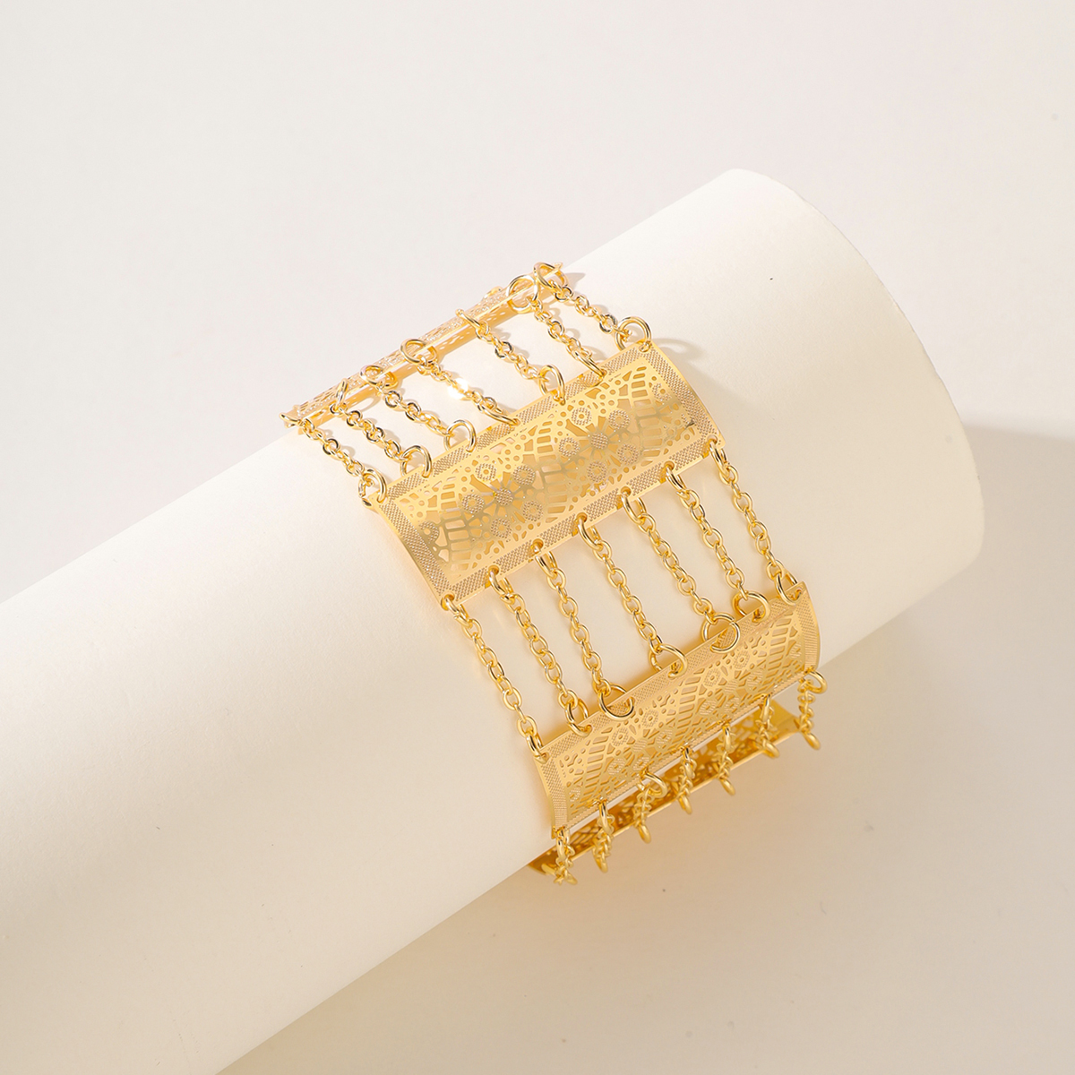 Großhandel Elegant Braut Klassischer Stil Geometrisch Kupfer 18 Karat Vergoldet Armbänder display picture 2