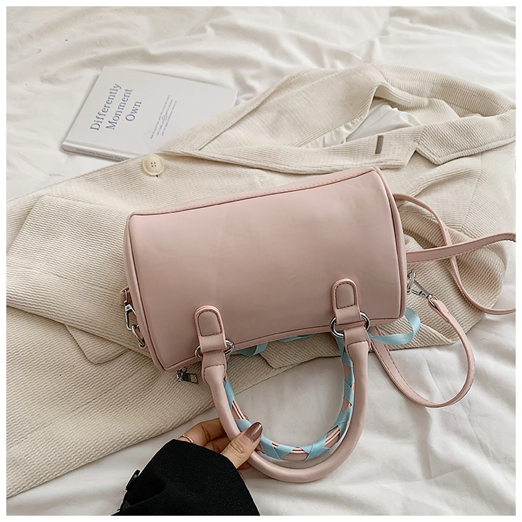 Women's Medium Pu Leather Solid Color Bow Knot Streetwear Cylindrical Zipper Crossbody Bag display picture 8