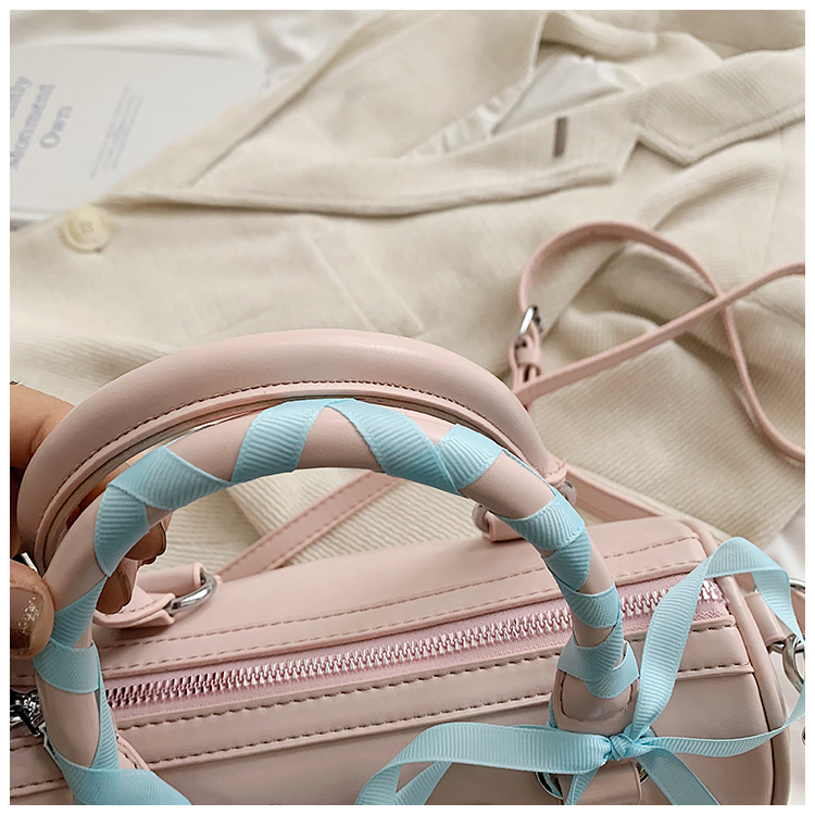 Women's Medium Pu Leather Solid Color Bow Knot Streetwear Cylindrical Zipper Crossbody Bag display picture 5