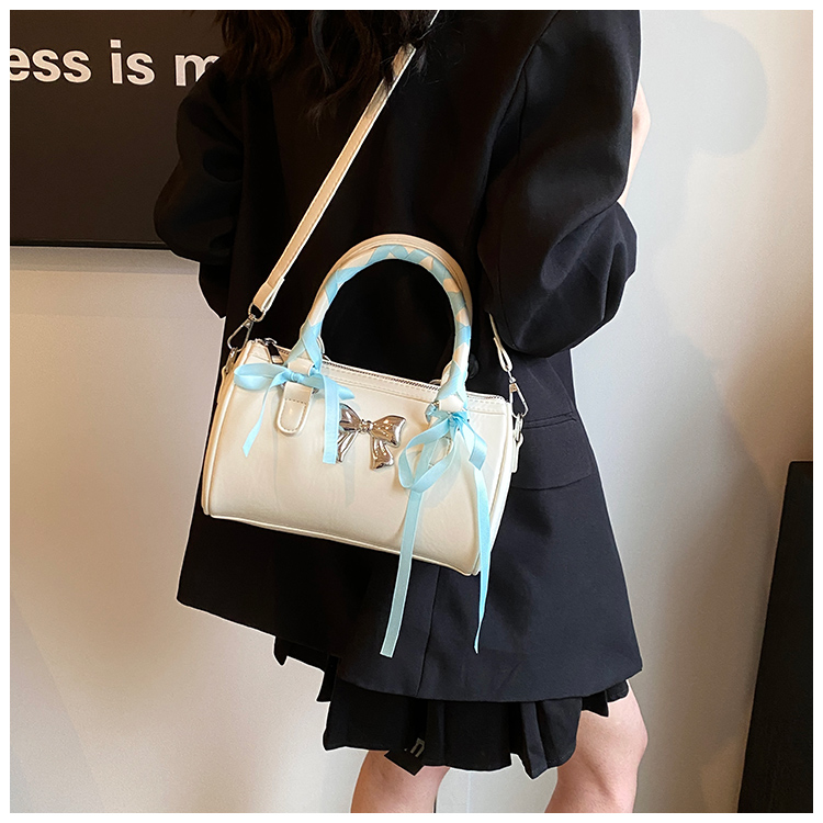 Women's Medium Pu Leather Solid Color Bow Knot Streetwear Cylindrical Zipper Crossbody Bag display picture 15