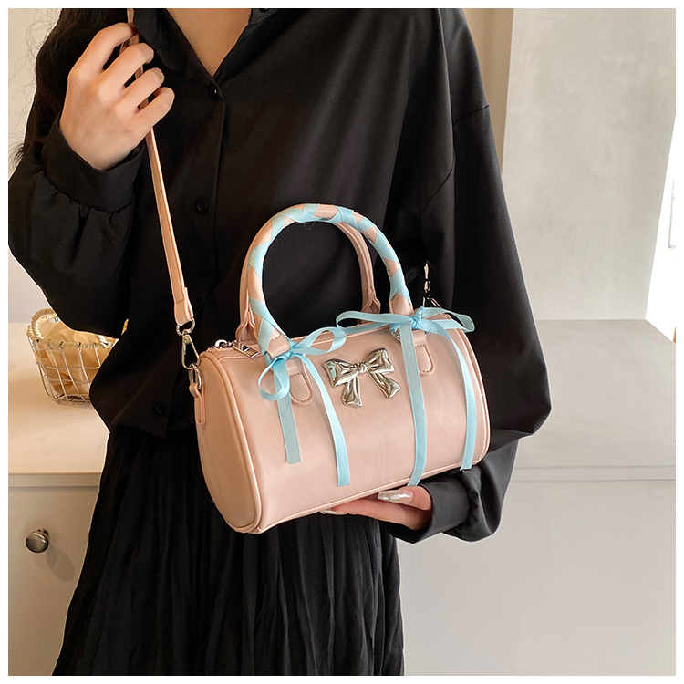 Women's Medium Pu Leather Solid Color Bow Knot Streetwear Cylindrical Zipper Crossbody Bag display picture 14