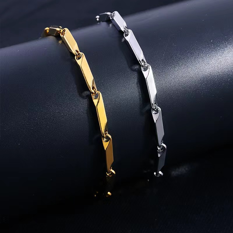 304 Stainless Steel 18K Gold Plated Basic Modern Style Classic Style Geometric Argyle Bracelets Necklace display picture 6