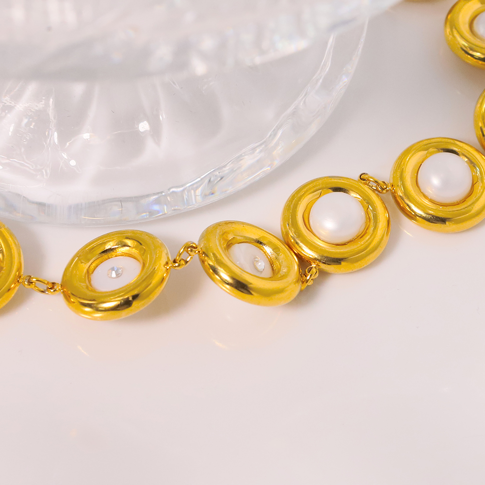 Titan Stahl 18 Karat Vergoldet Einfacher Stil Klassischer Stil Überzug Inlay Einfarbig Perle Armbänder display picture 1