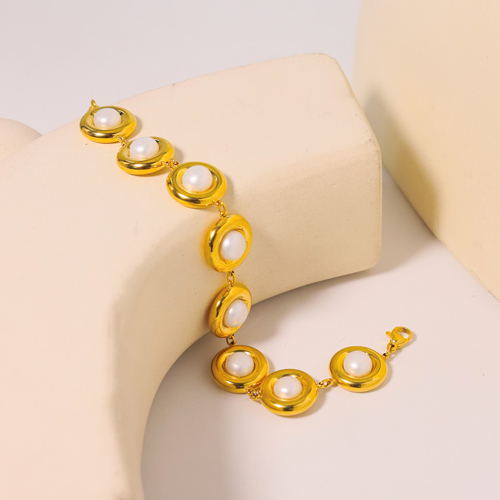 Acero Titanio Chapados en oro de 18k Estilo Simple Estilo Clásico Enchapado Embutido Color Sólido Perla Pulsera display picture 4