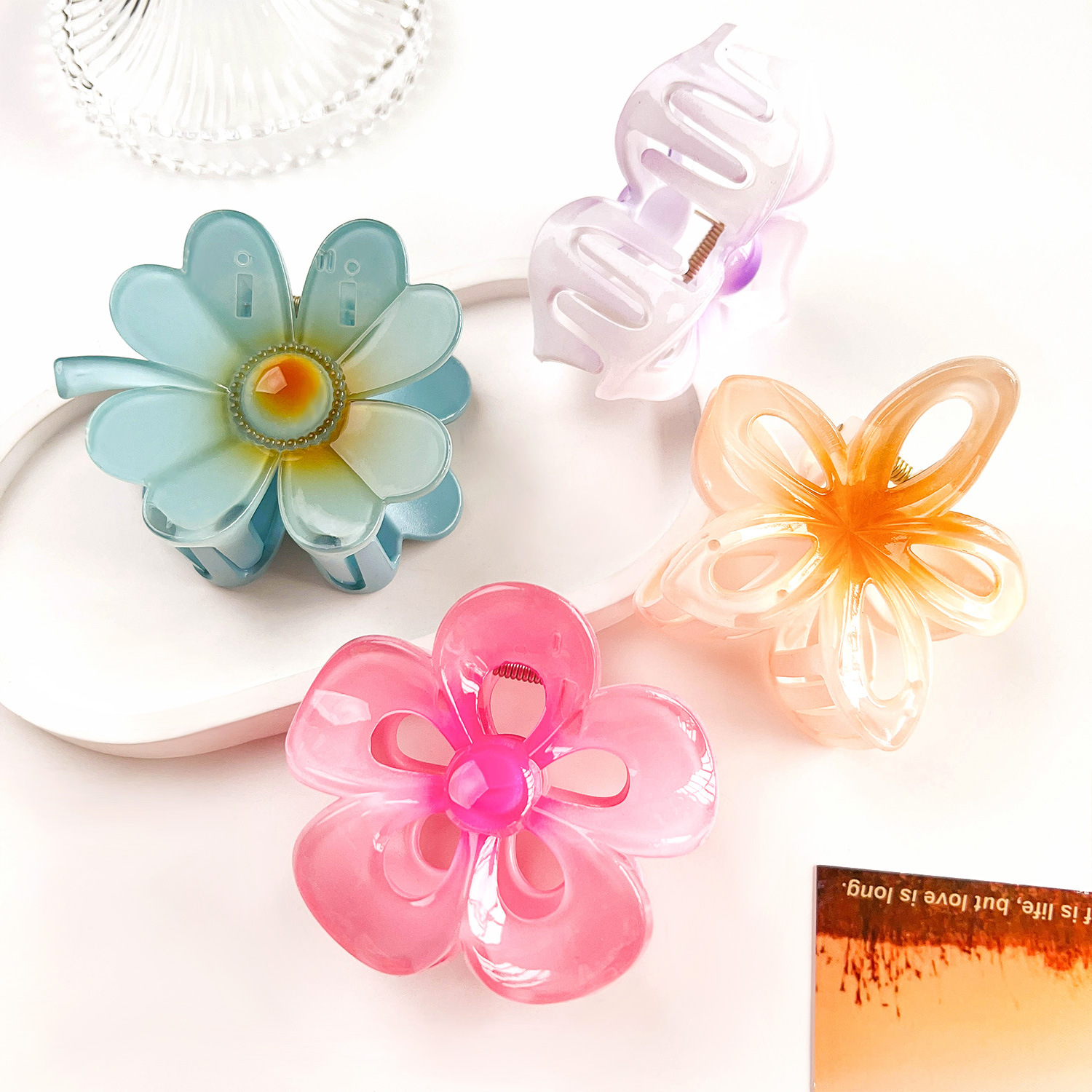 Women's IG Style Sweet Flower Plastic Hollow Out Hair Claws display picture 4