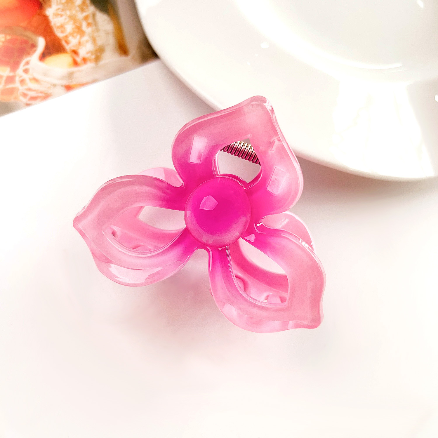 Women's IG Style Sweet Flower Plastic Hollow Out Hair Claws display picture 21
