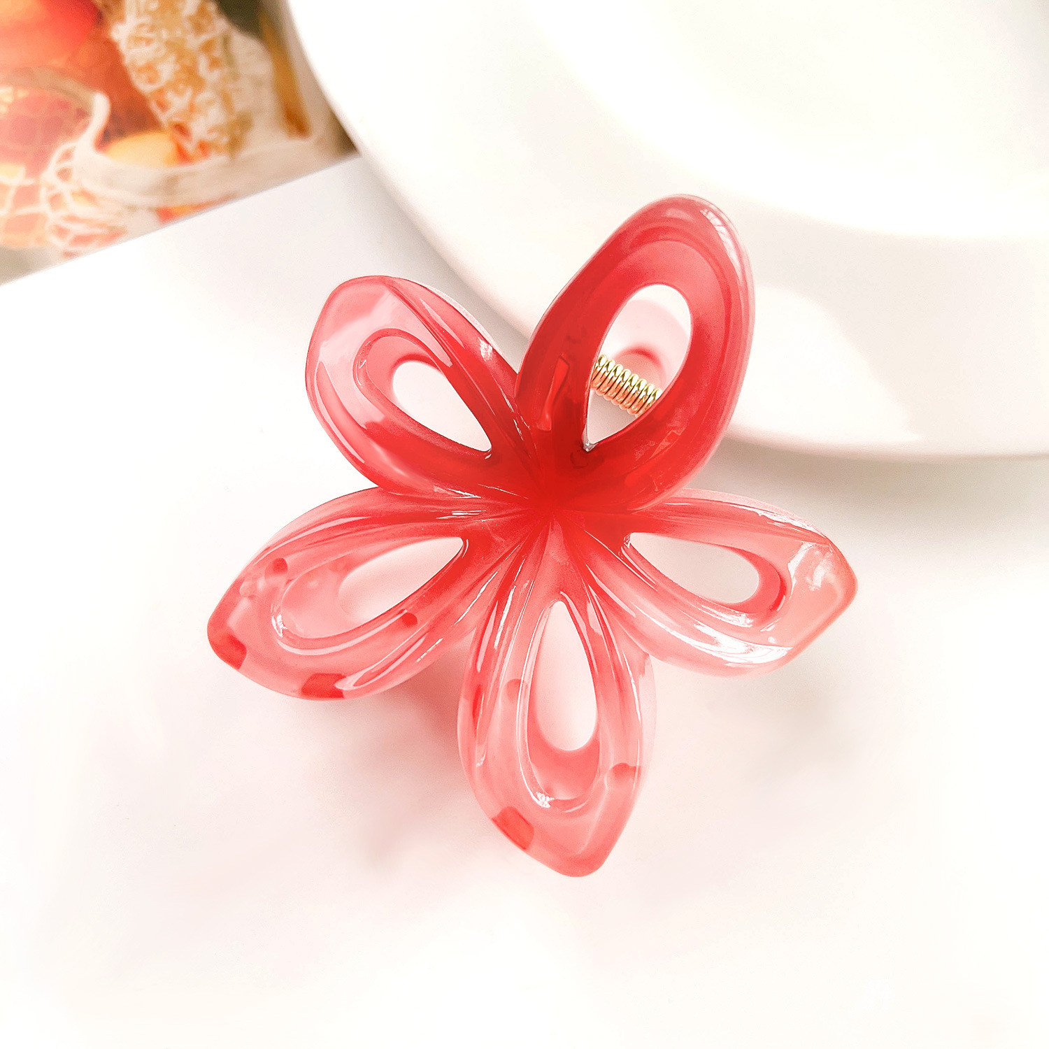 Women's IG Style Sweet Flower Plastic Hollow Out Hair Claws display picture 28