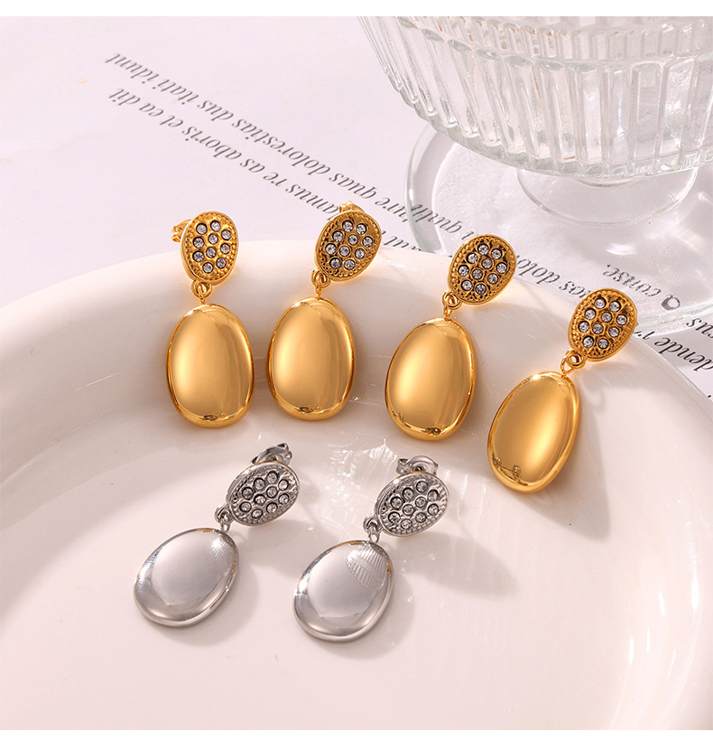 1 Pair Casual Simple Style Round Oval Plating Inlay Titanium Steel Rhinestones 18K Gold Plated Drop Earrings display picture 4