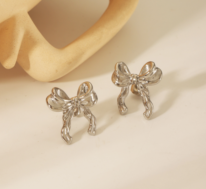 304 Stainless Steel 18K Gold Plated IG Style Sweet Artistic Polishing Butterfly Bow Knot Rings Earrings Necklace display picture 15