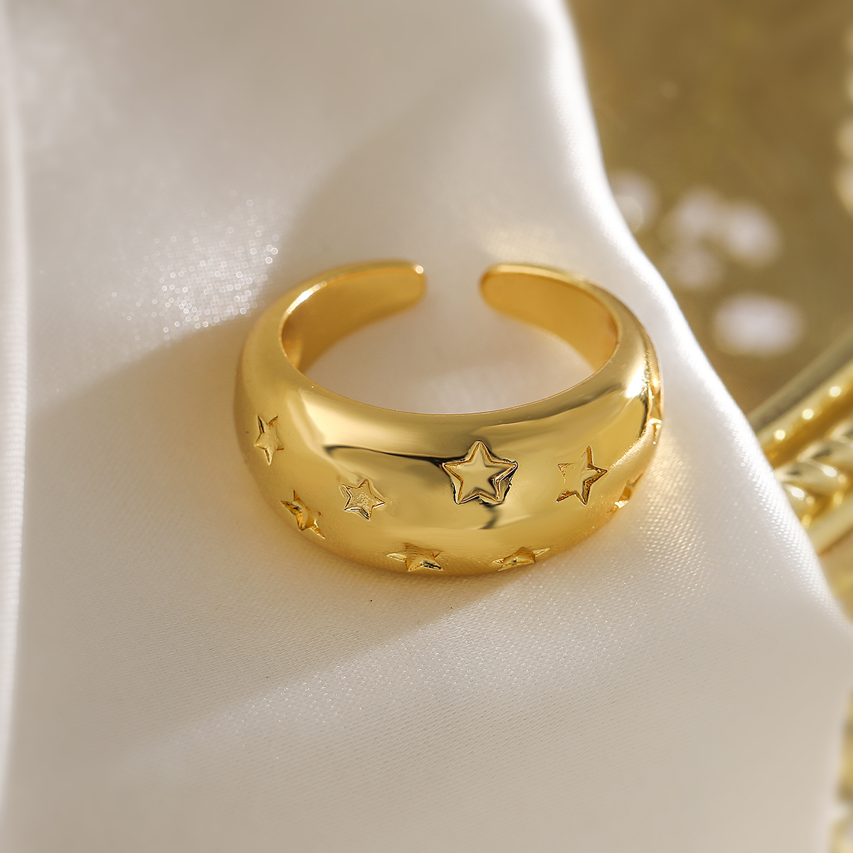 Kupfer 18 Karat Vergoldet Einfacher Stil Pendeln Überzug Geometrisch Offener Ring display picture 7