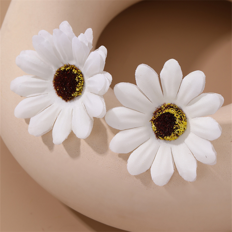 1 Pair Cute Sweet Flower Cloth Ear Studs display picture 6