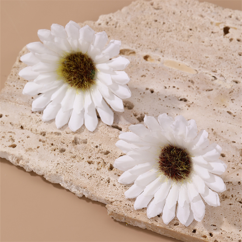 1 Pair Cute Sweet Flower Cloth Ear Studs display picture 8