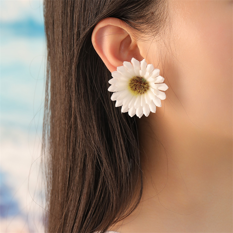 1 Pair Cute Sweet Flower Cloth Ear Studs display picture 14