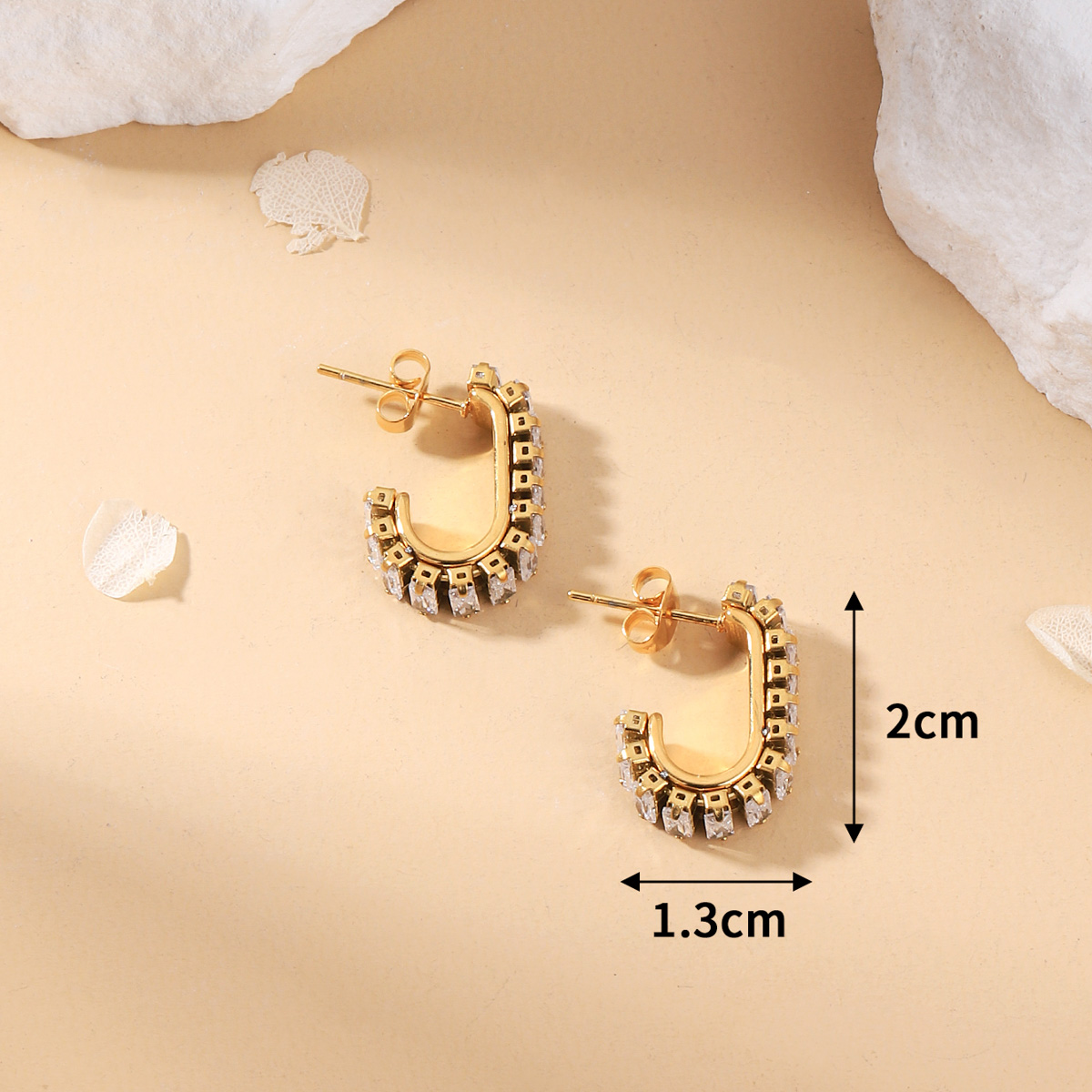 1 Pair Simple Style Classic Style Solid Color Plating Inlay 304 Stainless Steel Zircon 18K Gold Plated Hoop Earrings display picture 3