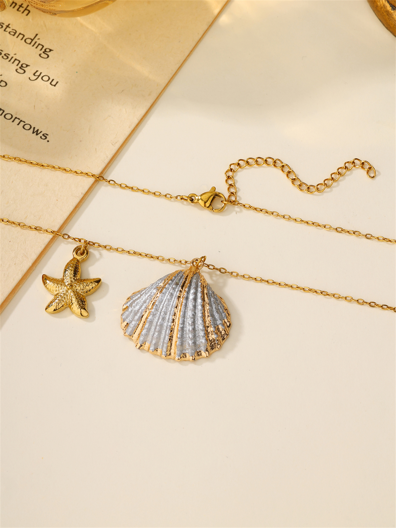 304 Stainless Steel 18K Gold Plated Casual Beach Starfish Shell Pendant Necklace display picture 11