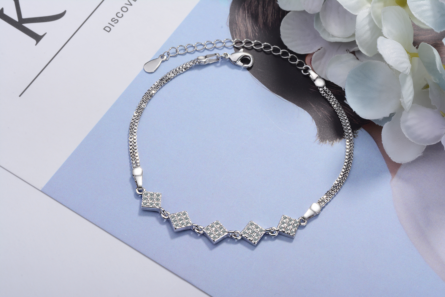 Wholesale Shiny Rhombus Copper Inlay White Gold Plated Zircon Bracelets display picture 8