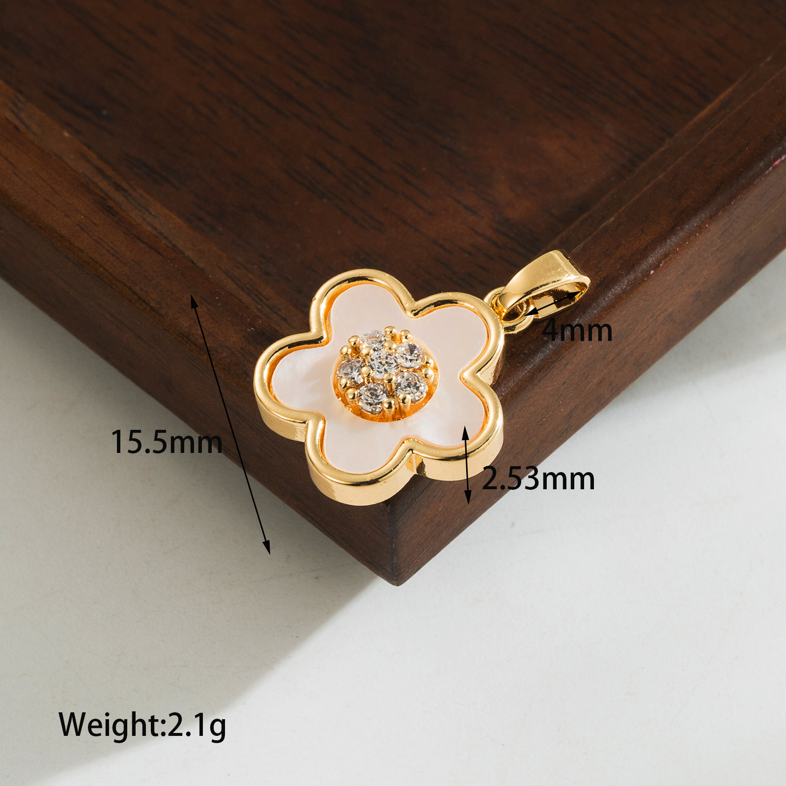 1 Piece 15.5mm Copper Zircon 14K Gold Plated Flower Pendant display picture 4