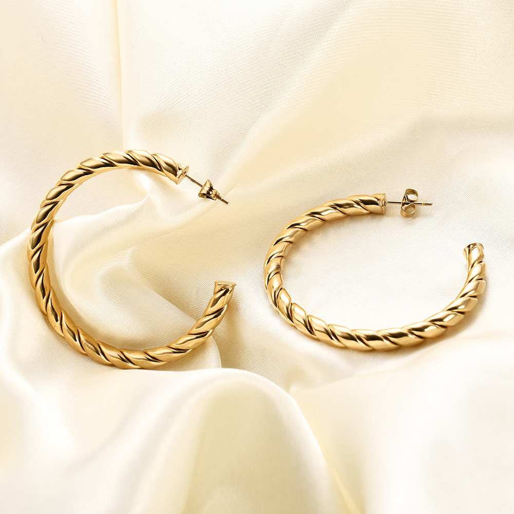 1 Paar Luxuriös Einfacher Stil Gewinde 201 Edelstahl Vergoldet Ohrringe display picture 3
