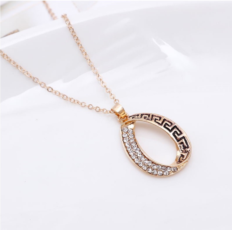 Fashion Geometric Alloy Hollow Out Artificial Rhinestones Earrings Necklace 1 Set display picture 7